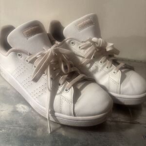 White/Gold Adidas Women’s Sneaker Shoes Size 10